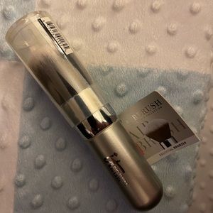 BRAN NEW IT Brush #114